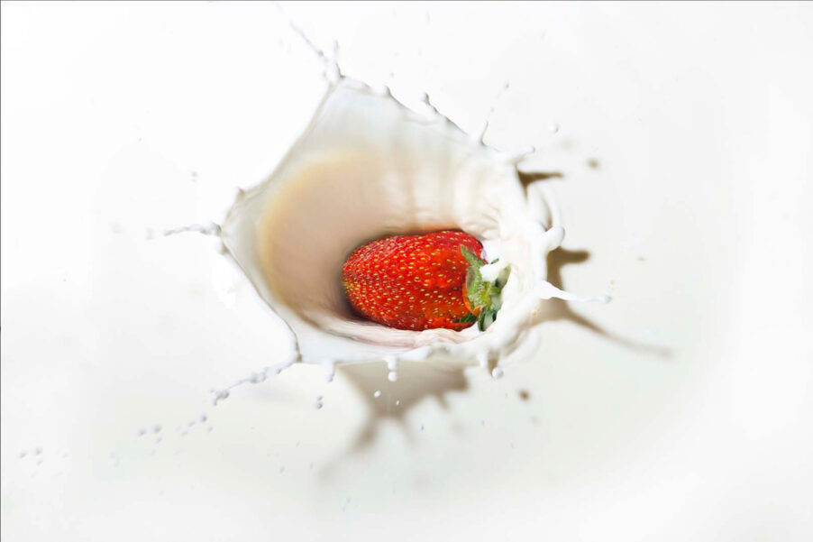 Erdbeere in Milch